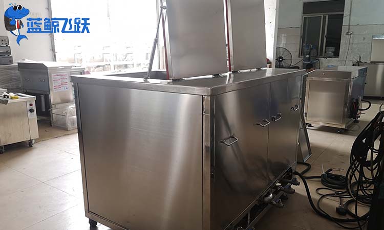 小型草莓视频污污污污的寿命如何延长？为何选小型机？