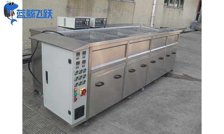 为什么要用医用超声波清洗器清洗医疗用具？