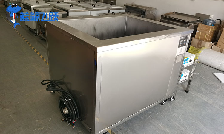 超声波清洗金属模具：提升精度和寿命的高效方法