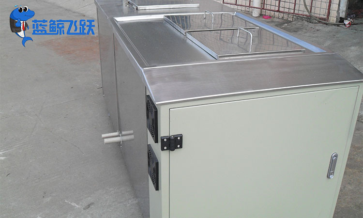 超声波清洗金属管道系统：保持通畅与优质流体的关键