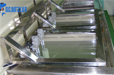 草莓视频污污污污：清洁金属井盖和排水设备的最佳选择