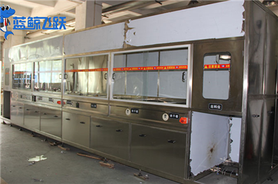 草莓视频污污污污维护金属标牌表面的关键作用